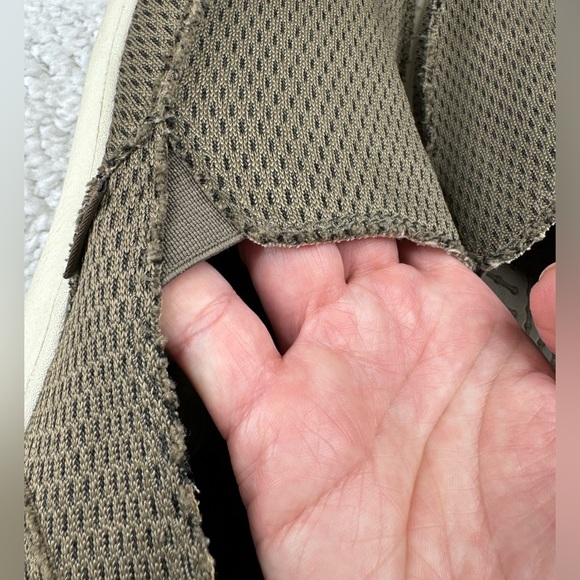 Crocs Santa Cruz Slip Ons Moccasins. Lightweight. Mens 8 - Picture 8 of 13